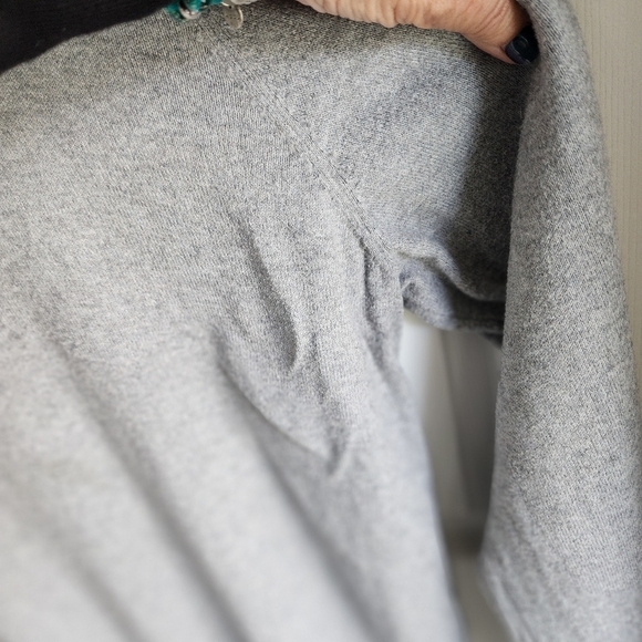 L.L.Bean XL Tall men's 1/4 Zip Cotton Cashmere Sweater Light Gray - Picture 8 of 8